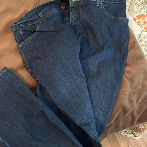 Gloria Vanderbilt jeans